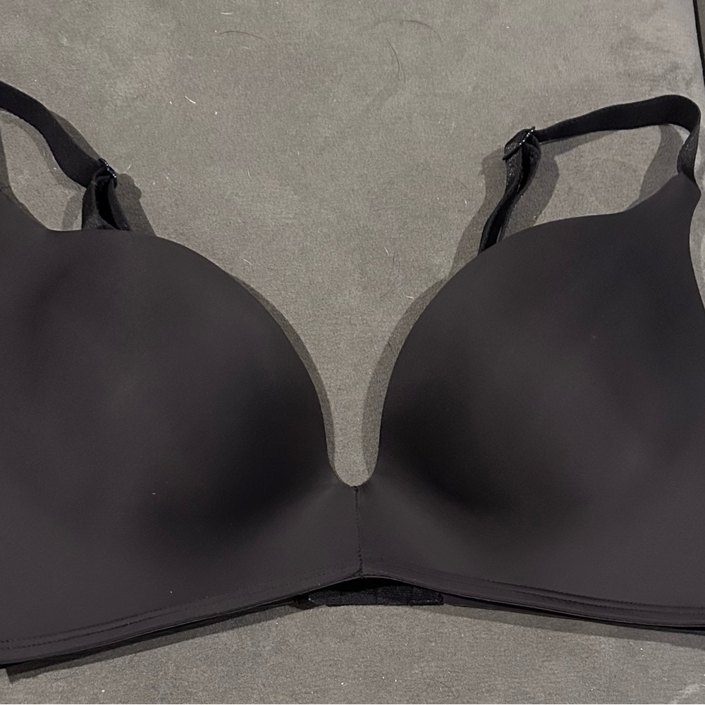 Maidenform Black Seamless Everyday Bra